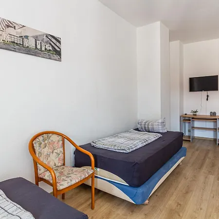 Enjoy Your With Dkn - Mon-sun - Late Night Check-in - Multilanguage - Near Railway Station - Witamy Serdecznie
